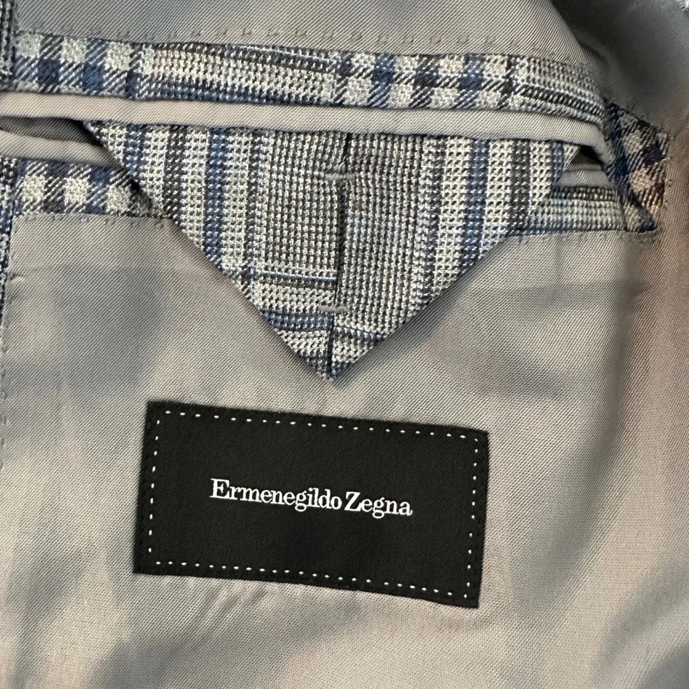 Ermenegildo Zegna Cashmere Silk Sport Coat Grey Blue Plaid Blazer Italy 44R US